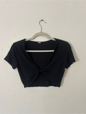 Alo Yoga Black Twist-Front Crop Top - Women